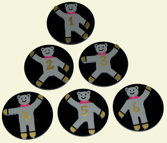Six Disks with bears, introduction to triangular numbers